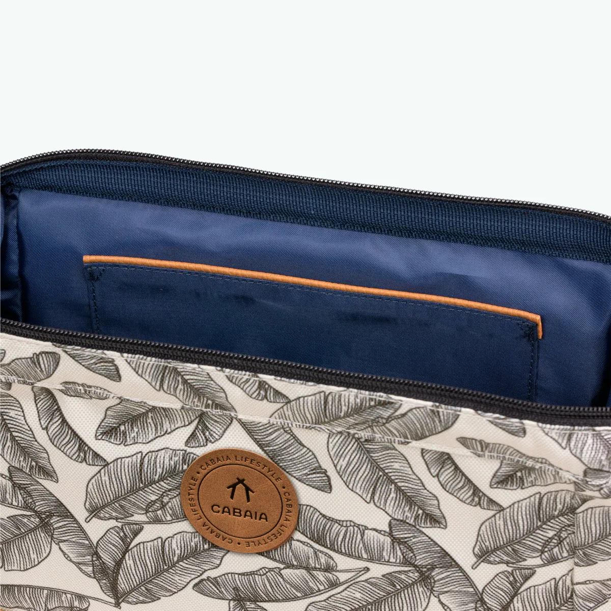 Trousse de toilette Medium Andrassy UT - Image 4